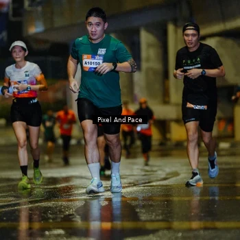 Runner Photo 7775954