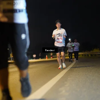 Runner Photo 7775990