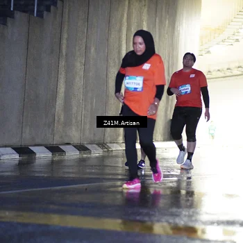 Runner Photo 7775995