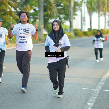 Runner Photo 7776009