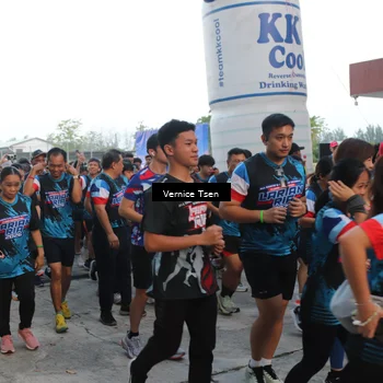 Runner Photo 7776010