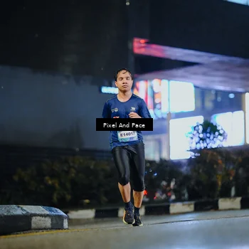 Runner Photo 7776011