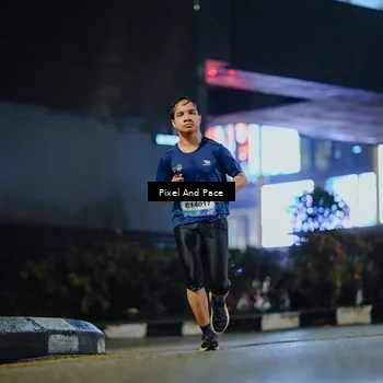 Runner Photo 7776013