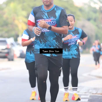 Runner Photo 7776016