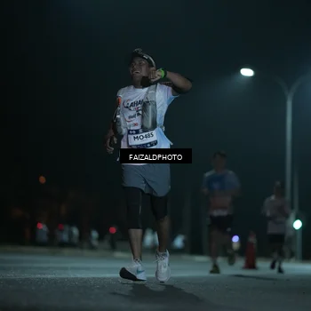 Runner Photo 7776018