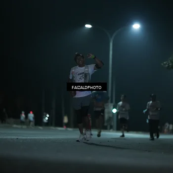 Runner Photo 7776036