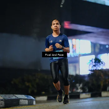 Runner Photo 7776037