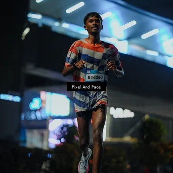 Runner Photo 7776041