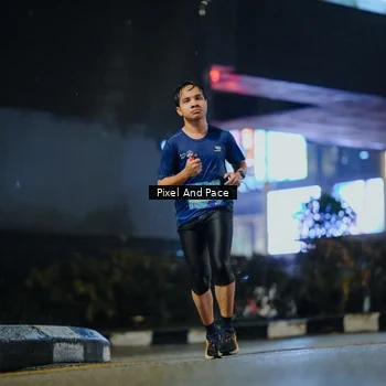 Runner Photo 7776045