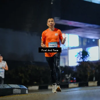 Runner Photo 7776067