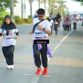 Runner Photo 7776068