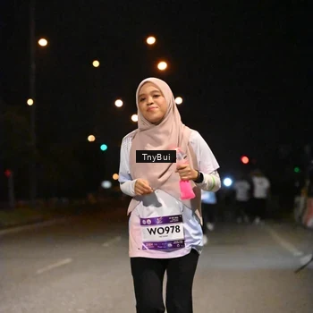 Runner Photo 7776075