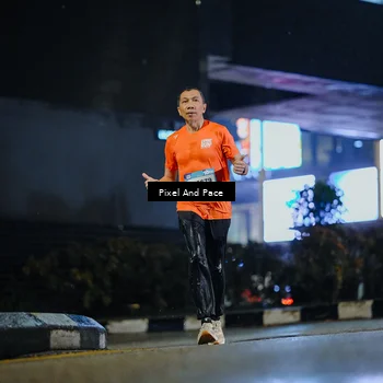 Runner Photo 7776092