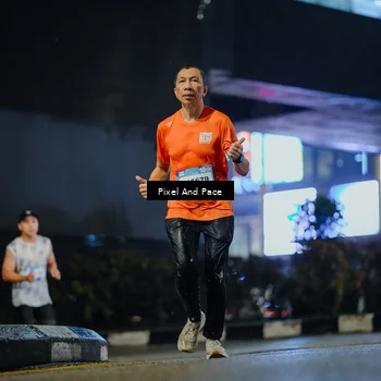 Runner Photo 7776093