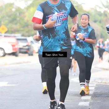 Runner Photo 7776094