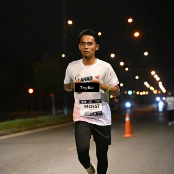 Runner Photo 7776109