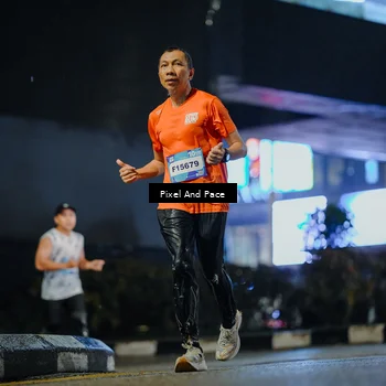 Runner Photo 7776112