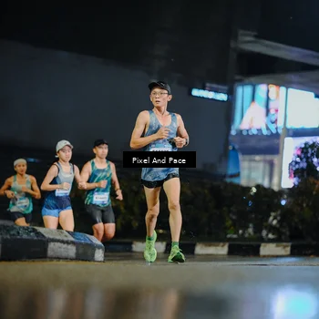 Runner Photo 7776115
