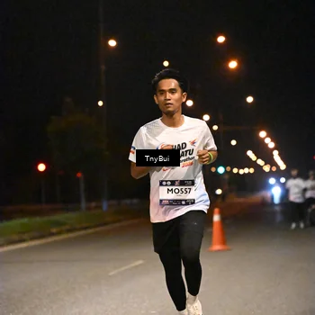 Runner Photo 7776116