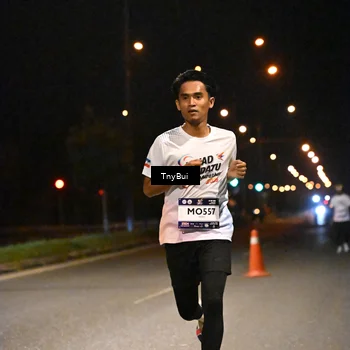 Runner Photo 7776124