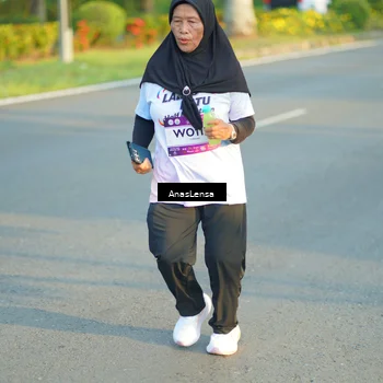 Runner Photo 7776127