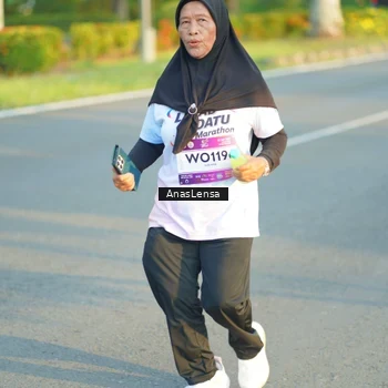 Runner Photo 7776130