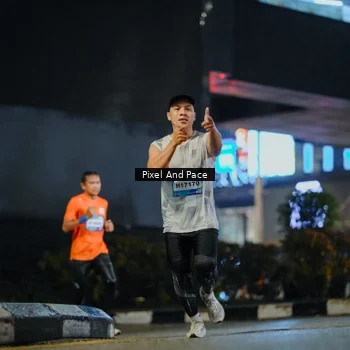Runner Photo 7776144