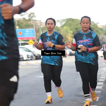 Runner Photo 7776160