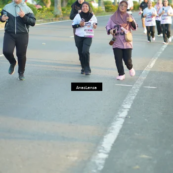 Runner Photo 7776177