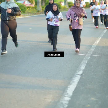 Runner Photo 7776186