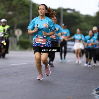Runner Photo 7776189
