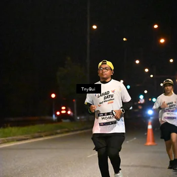 Runner Photo 7776205