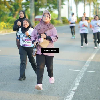 Runner Photo 7776210