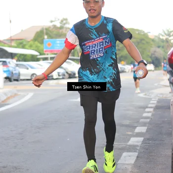 Runner Photo 7776221