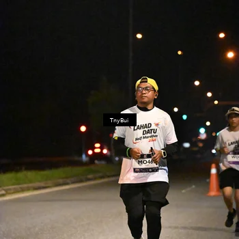 Runner Photo 7776237