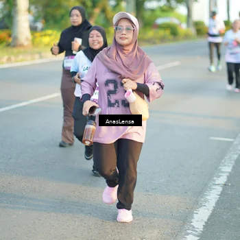 Runner Photo 7776238