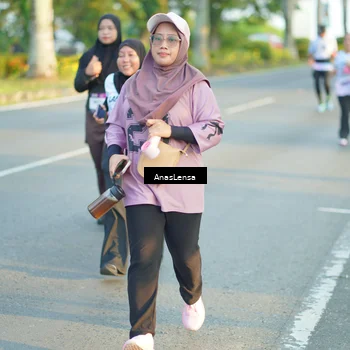 Runner Photo 7776242