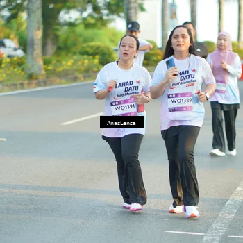 Runner Photo 7776254