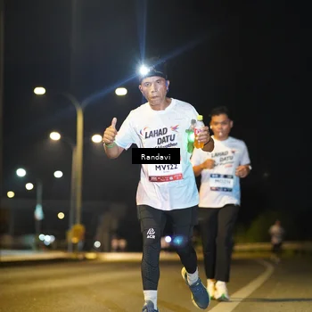 Runner Photo 7776275