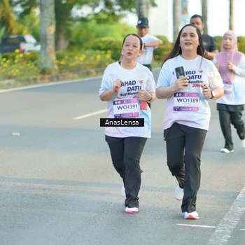 Runner Photo 7776287