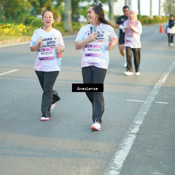 Runner Photo 7776291