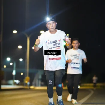 Runner Photo 7776292
