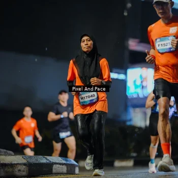 Runner Photo 7776305
