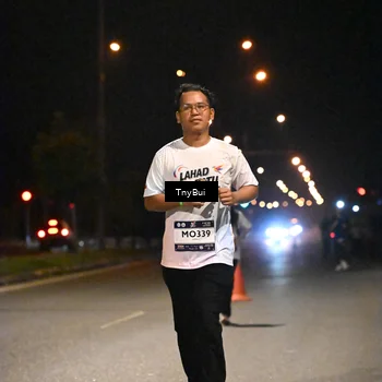 Runner Photo 7776323