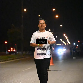 Runner Photo 7776324