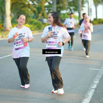 Runner Photo 7776349