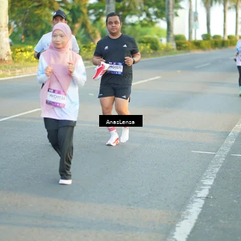Runner Photo 7776386