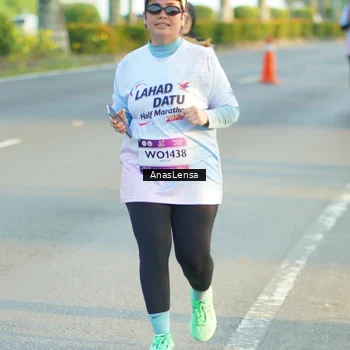 Runner Photo 7776413