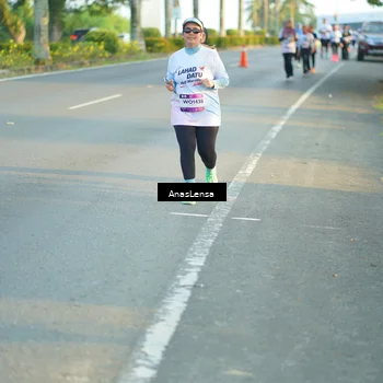 Runner Photo 7776422