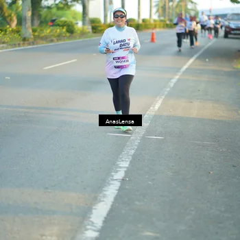 Runner Photo 7776438